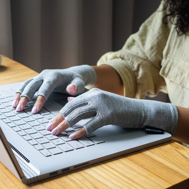 Premium Compression Gloves